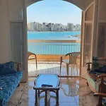 مدينة نصر 25 شارع احمد ابو العلا منطقه ثامنه